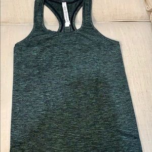 Lululemon Tank Size 6